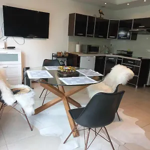  Apartament Na Cyrhli Z Tarasem